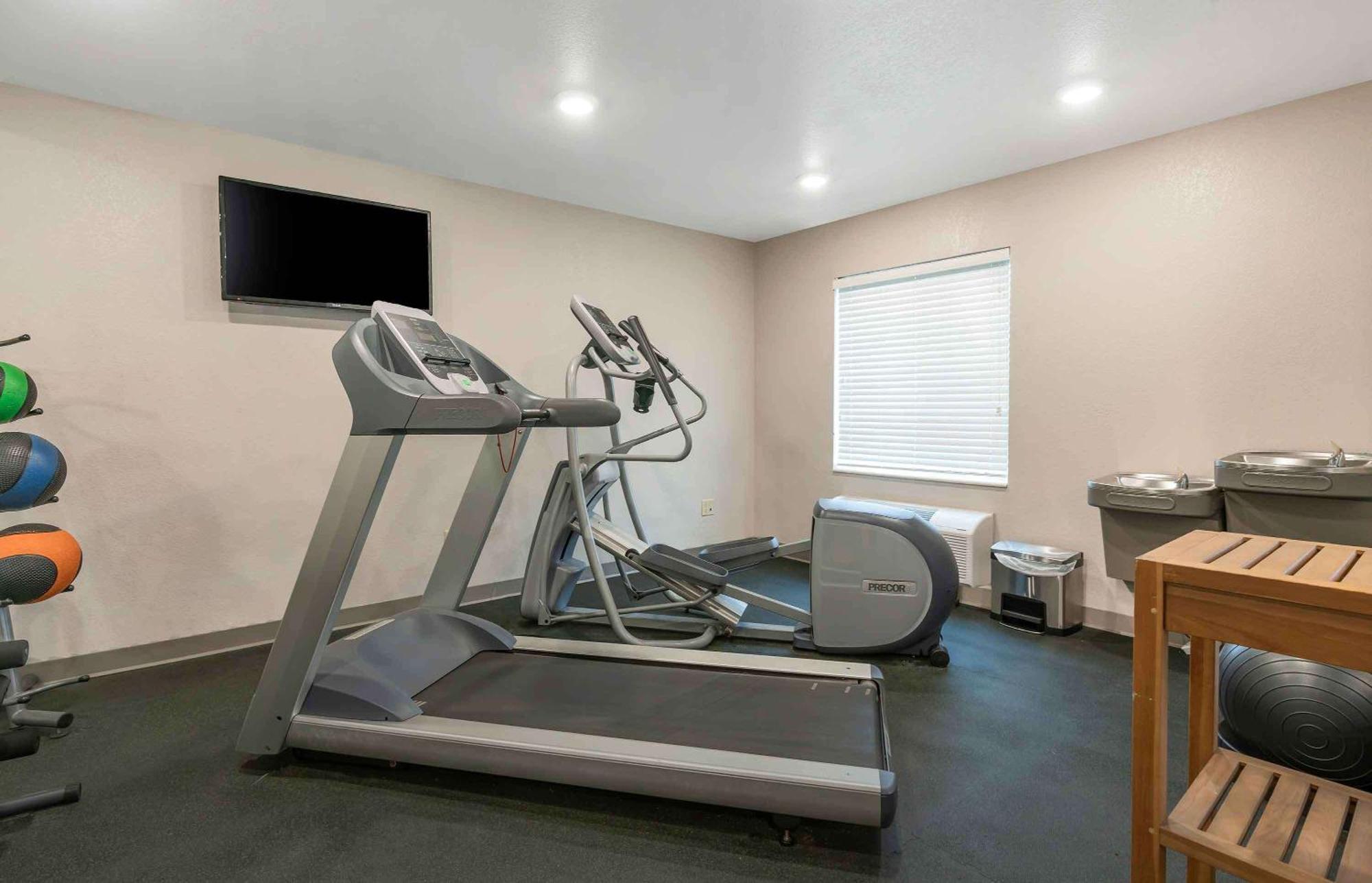 Extended Stay America Select Suites - Louisville - Airport 외부 사진