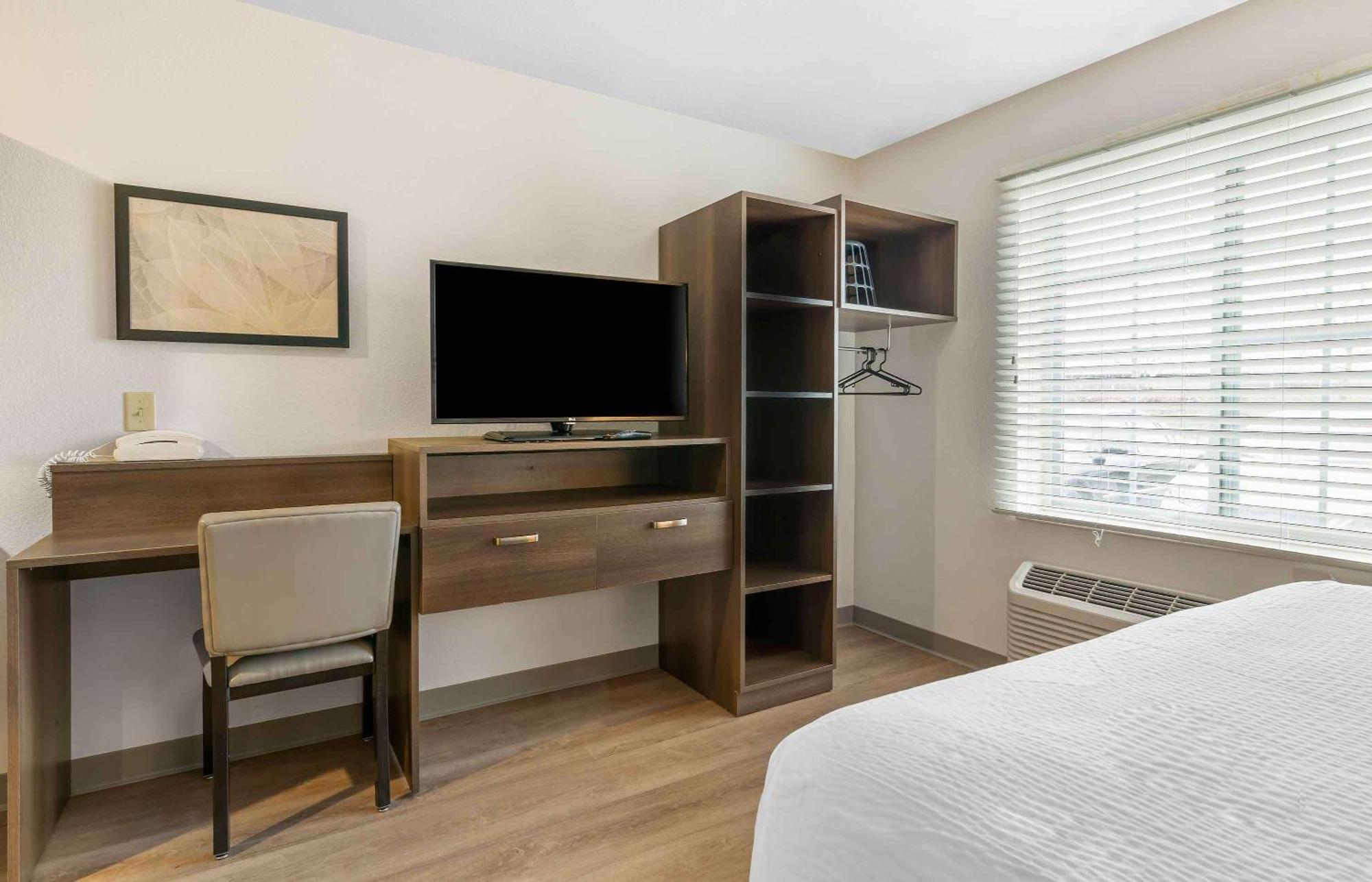 Extended Stay America Select Suites - Louisville - Airport 외부 사진